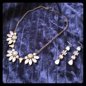Rhinestone Paste Large Daisy Necklace Earrings Set